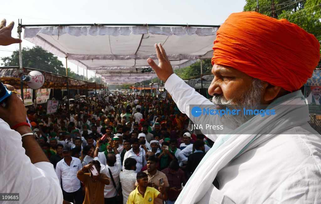 PRAYAGRAJ, INDIA, OCTOBER 26, 2026: Rakesh Tikait, national spokesperson of the Bharatiya Kisan Union (BKU), joins farmers during a Kisan Mahapanchayat gathering at Mundera Mandi in Prayagraj, Uttar Pradesh. Participants demand fair crop prices, adequate agricultural supplies and fair compensation for land acquired for development projects. (Photo by Saurabh Kumar/JNA Press via Nexpher Images)