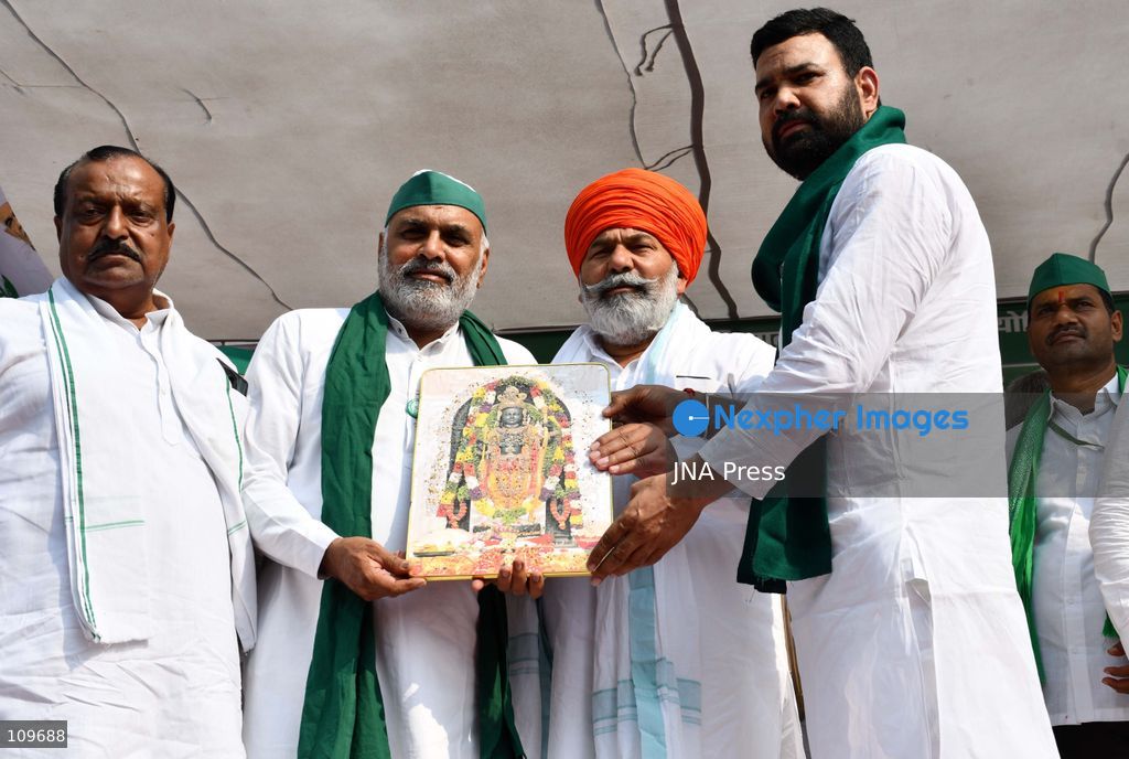 PRAYAGRAJ, INDIA, OCTOBER 26, 2026: Rakesh Tikait, national spokesperson of the Bharatiya Kisan Union (BKU), joins farmers during a Kisan Mahapanchayat gathering at Mundera Mandi in Prayagraj, Uttar Pradesh. Participants demand fair crop prices, adequate agricultural supplies and fair compensation for land acquired for development projects. (Photo by Saurabh Kumar/JNA Press via Nexpher Images)