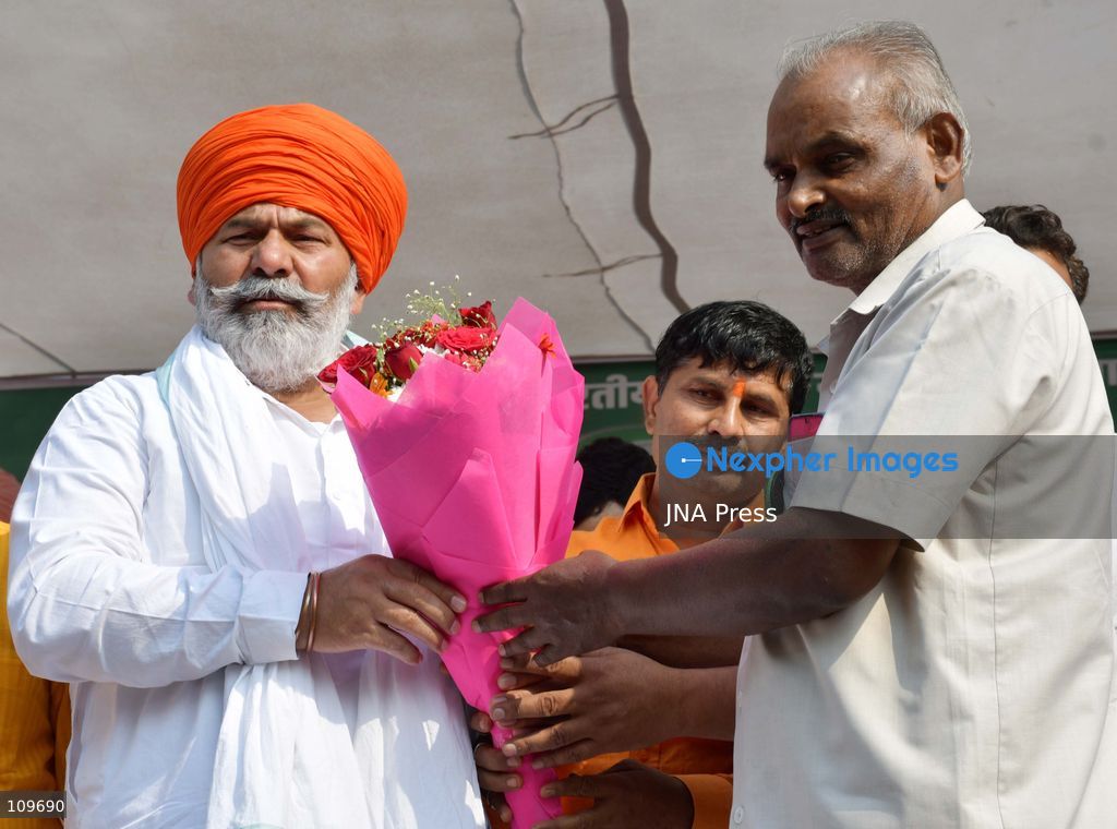 PRAYAGRAJ, INDIA, OCTOBER 26, 2026: Rakesh Tikait, national spokesperson of the Bharatiya Kisan Union (BKU), joins farmers during a Kisan Mahapanchayat gathering at Mundera Mandi in Prayagraj, Uttar Pradesh. Participants demand fair crop prices, adequate agricultural supplies and fair compensation for land acquired for development projects. (Photo by Saurabh Kumar/JNA Press via Nexpher Images)