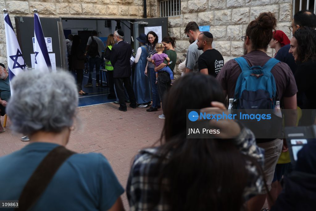 WEST JERUSALEM, OCTOBER 27, 2026: Israeli President Isaac Herzog and voters cast their ballots at a polling station in West Jerusalem during elections for Israel’s parliament, the Knesset. (Photo by Saeed Qaq/JNA Press via Nexpher Images)