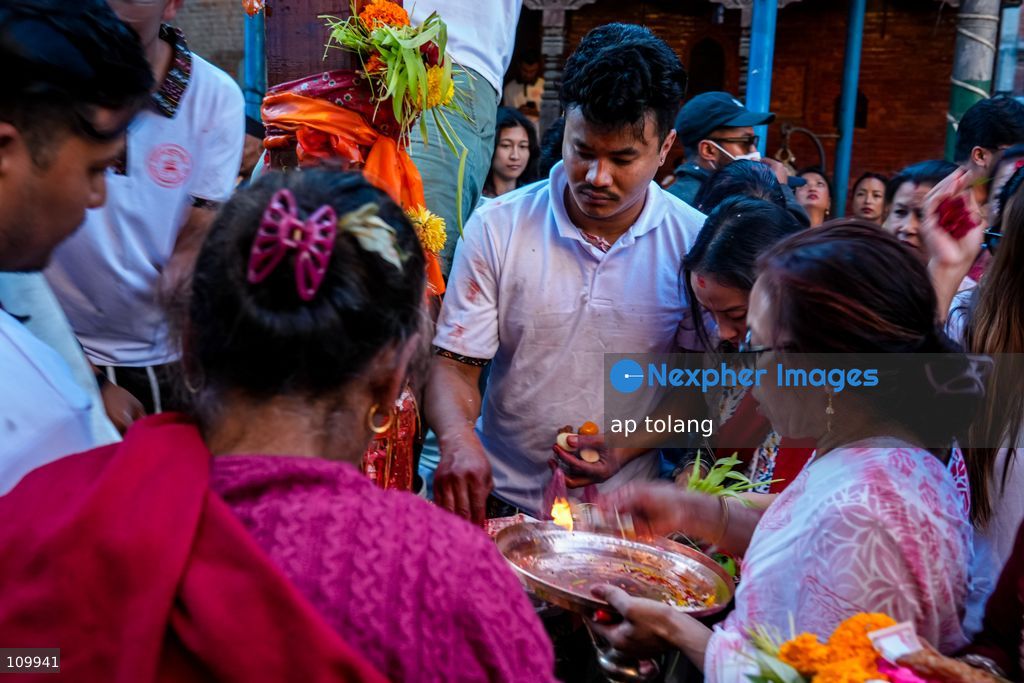 KATHMANDU, NEPAL – OCTOBER 27, 2026: Devotees from the Newar community perform age-old rituals during the traditional Chokte Narayan Jatra(Handigaun Jatra)festival in Handigaun, Kathmandu, Nepal. The annual cultural procession brings together local residents to celebrate heritage, preserve ancient traditions, and foster community unity within the historic Kathmandu Valley. (Photo by ap tolang/Nexpher Images)