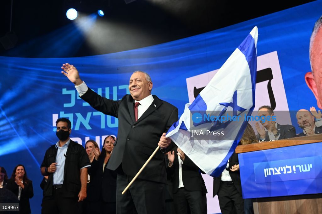 TEL AVIV, ISRAEL, OCTOBER 27, 2026: Supporters of Gadi Eisenkot’s Yashar party gather at the party’s campaign headquarters in Tel Aviv as initial exit polls are released following Israel’s parliamentary elections. The projections give the opposition bloc an advantage over Prime Minister Benjamin Netanyahu’s bloc, with neither securing a parliamentary majority. (Photo by Paulina Patimer/JNA Press via Nexpher Images)