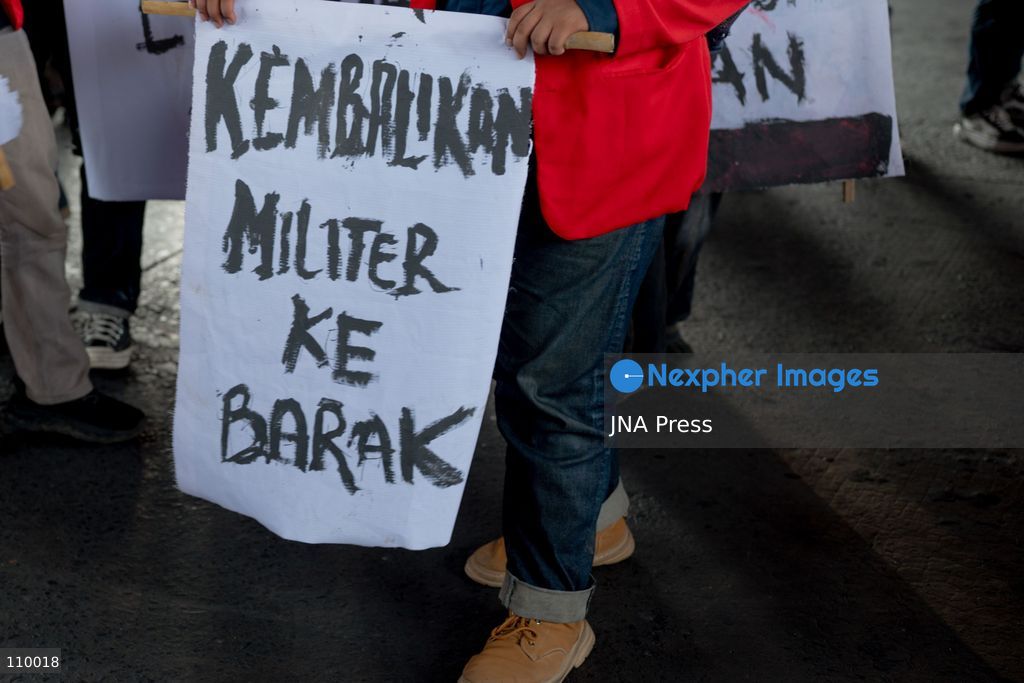 MAKASSAR, INDONESIA – OCTOBER 28, 2026: University students and demonstrators, including NGO representatives, march through central Makassar, South Sulawesi, during a Youth Pledge Day rally. Participants reflected on the spirit of the 1928 Youth Pledge while advocating for democratic integrity and civic rights. (Photo by Muhammad Ishaq/JNA Press via Nexpher Images)