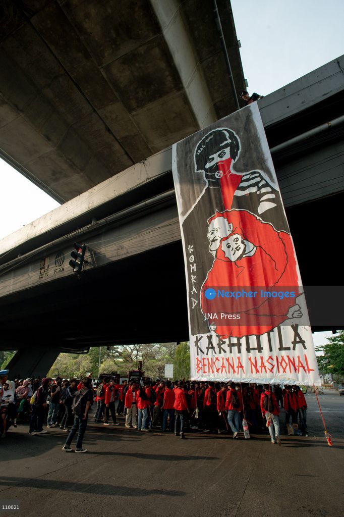MAKASSAR, INDONESIA – OCTOBER 28, 2026: University students and demonstrators, including NGO representatives, march through central Makassar, South Sulawesi, during a Youth Pledge Day rally. Participants reflected on the spirit of the 1928 Youth Pledge while advocating for democratic integrity and civic rights. (Photo by Muhammad Ishaq/JNA Press via Nexpher Images)