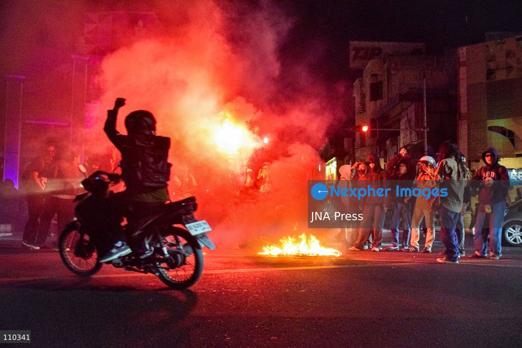 SURAKARTA, INDONESIA, OCTOBER 28, 2026: Students demonstrate on Gatot Subroto Street in Surakarta, Central Java, on Youth Pledge Day. Protesters criticize government policies and demand lower education costs, protection of civil liberties and the declaration of forest and land fires as a national disaster. (Photo by Rakha Muhammad Fajar Kurniawan/JNA Press via Nexpher Images)