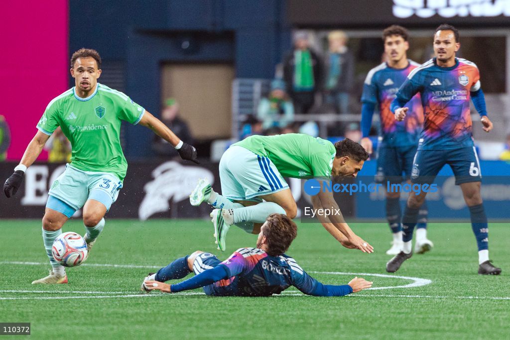 Agustín Bouzat #30 of Houston Dynamo FC fouls Cristian Roldan #7 of Seattle Sounders FC during the MLS match between Seattle Sounders FC and Houston Dynamo FC at Lumen Field. on October 28, 2026 in Seattle, Washington. (Photo by Jules Doyle / Eyepix Group/Eyepix via Nexpher Images)