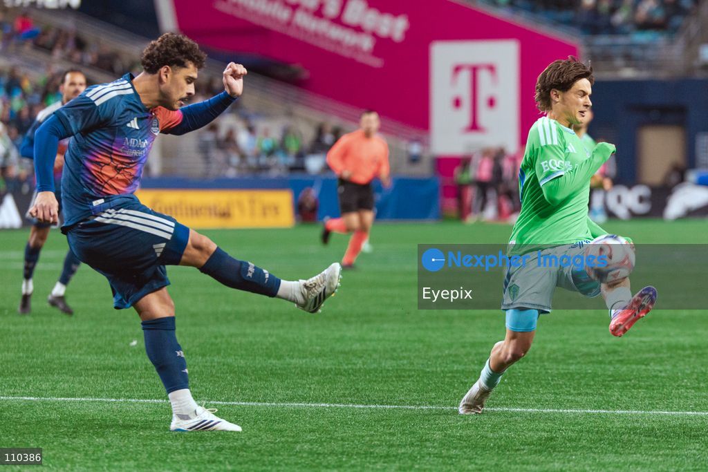 Sebastian Gomez #90 of Seattle Sounders FC stops the shoot of Lucas Halter #5 of Houston Dynamo FC during the MLS match between Seattle Sounders FC and Houston Dynamo FC at Lumen Field. on October 28, 2026 in Seattle, Washington. (Photo by Jules Doyle / Eyepix Group/Eyepix via Nexpher Images)