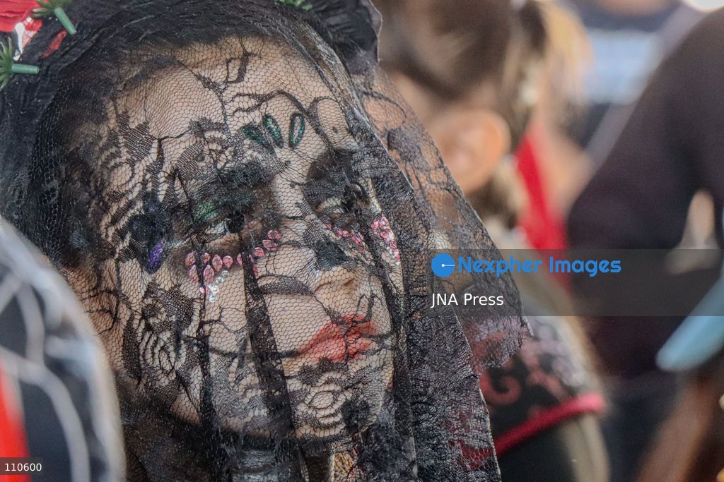 TUXTLA GUTIÉRREZ, MEXICO - OCTOBER 29, 2026: Children in colourful costumes and creative makeup, dressed as Catrinas, little skeletons and other traditional characters, get ready to celebrate Day of the Dead in the southern state of Chiapas. (Photo by Diego Pérez Gómez/JNA Press via Nexpher Images)