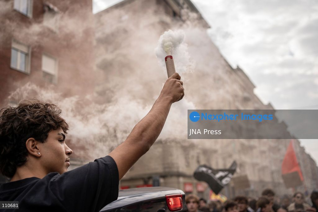 TURIN, ITALY - OCTOBER 30, 2026: Farmers, students and citizens, participate in protest during a national general strike called by the USB trade union. (Photo by Giulia Gorla/JNA Press via Nexpher Images)