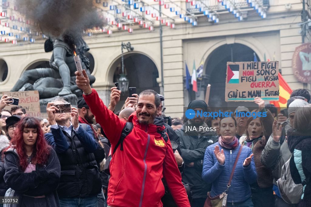 TURIN, ITALY - OCTOBER 30, 2026: Demonstrators marched through Turin during a general strike organized by the USB (Unione Sindacale di Base) trade union, protesting high living costs, low wages and poor school building conditions. A student contingent split off at Piazza Castello, where clashes with police resulted in three arrests. (Photo by Camilla Baronetto/JNA Press via Nexpher Images)