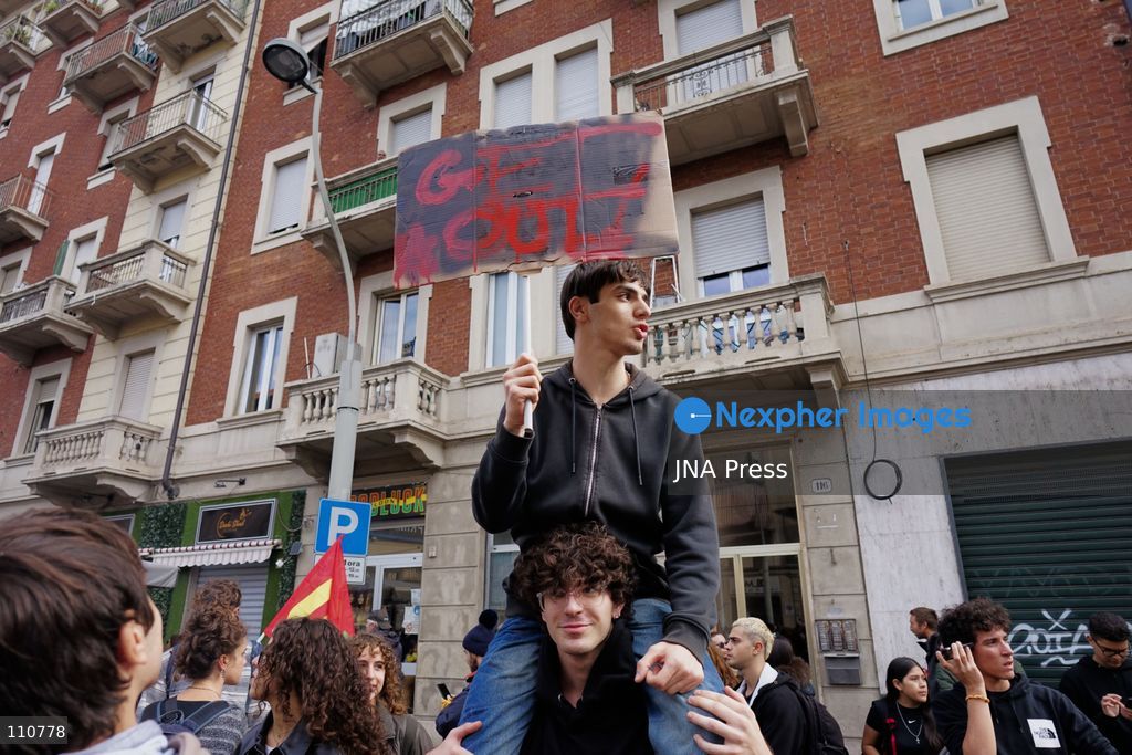 TURIN, ITALY - OCTOBER 30, 2026: Students and workers take to the streets of Turin during the nationwide general strike called by the Unione Sindacale di Base (USB), protesting against high living costs, precarious employment, low wages and poor conditions of the education system. (Photo by Chiara Antenucci/JNA Press via Nexpher Images)