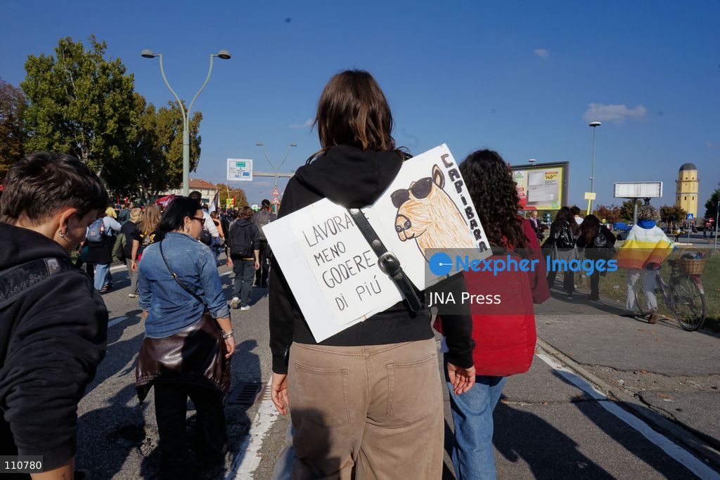 TURIN, ITALY - OCTOBER 30, 2026: Students and workers take to the streets of Turin during the nationwide general strike called by the Unione Sindacale di Base (USB), protesting against high living costs, precarious employment, low wages and poor conditions of the education system. (Photo by Chiara Antenucci/JNA Press via Nexpher Images)