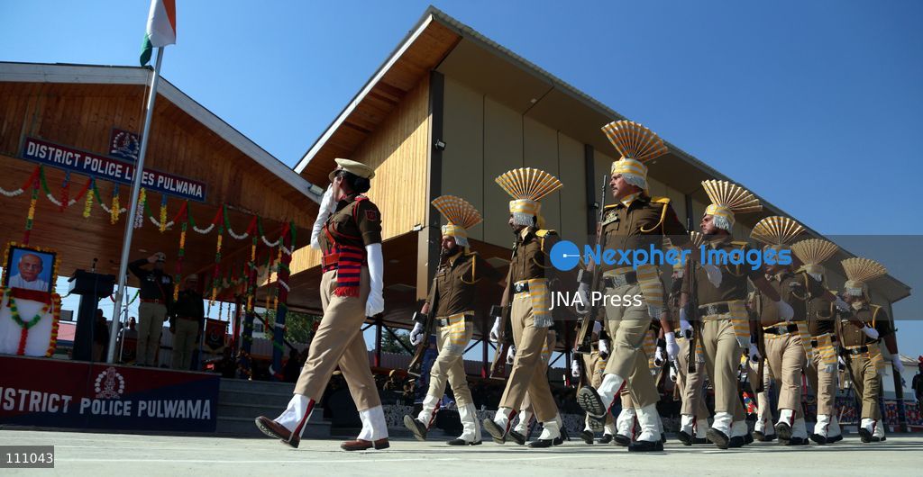 PULWAMA, INDIA - OCTOBER 31, 2026: A security officer pays tribute to Sardar Vallabhbhai Patel, widely known as the 'Iron Man of India', on his 151st birth anniversary. The day is observed as Rashtriya Ekta Diwas (National Unity Day) to honour Patel, India's first Deputy Prime Minister and Home Minister, for his role in unifying the country. (Photo by Nisar Ul Haq Haq/JNA Press via Nexpher Images)
