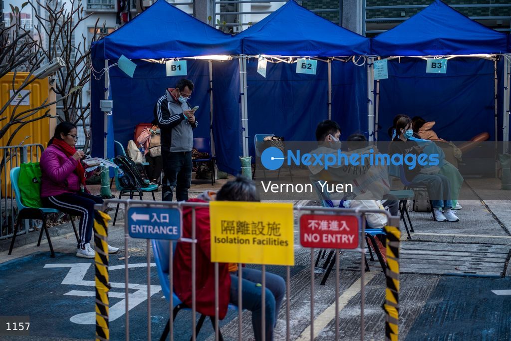 Hong Kong Hospital Overrun with Patients admit Covid-19 Outbreak