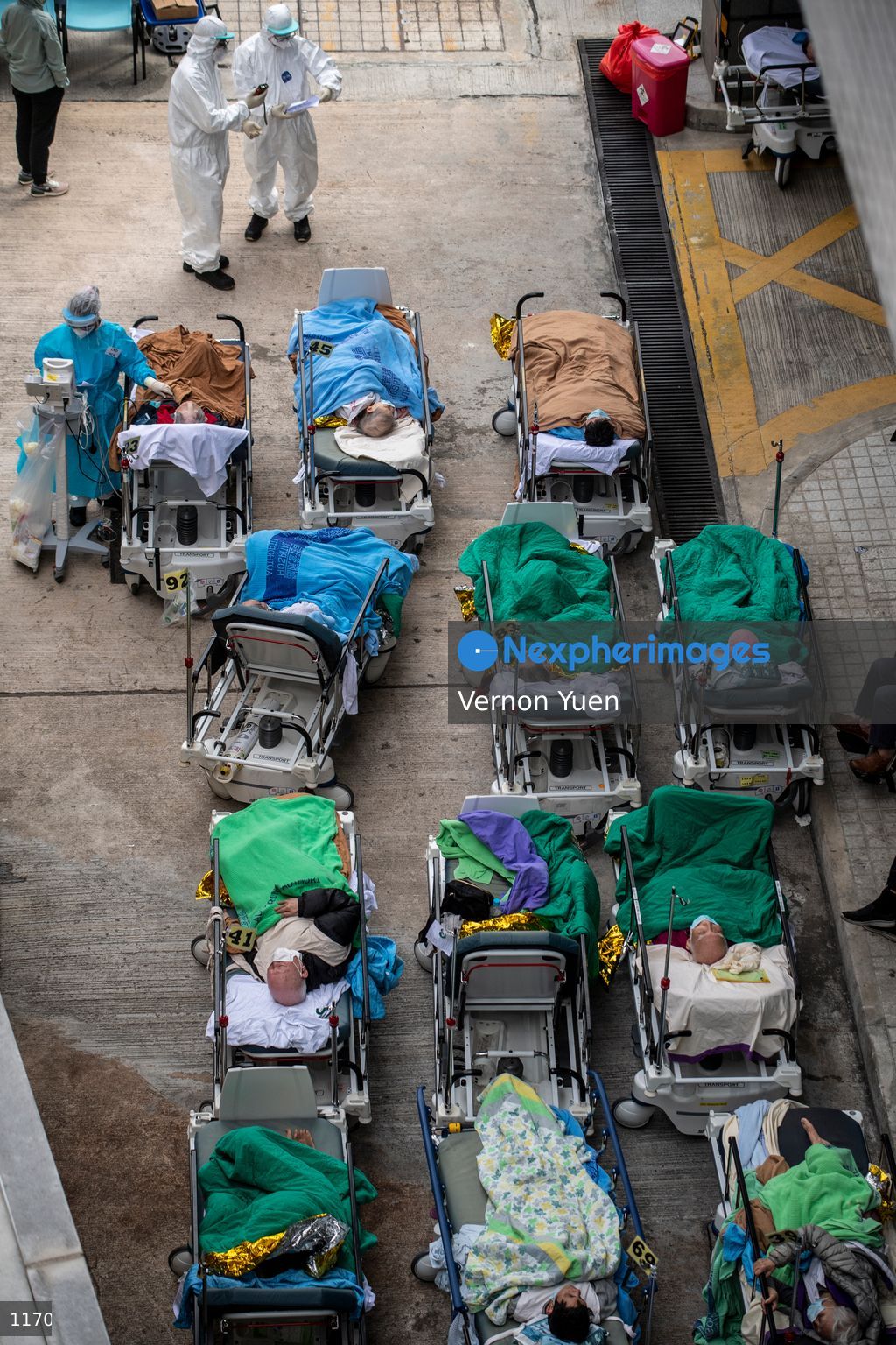 Hong Kong Hospital Overrun with Patients admit Covid-19 Outbreak