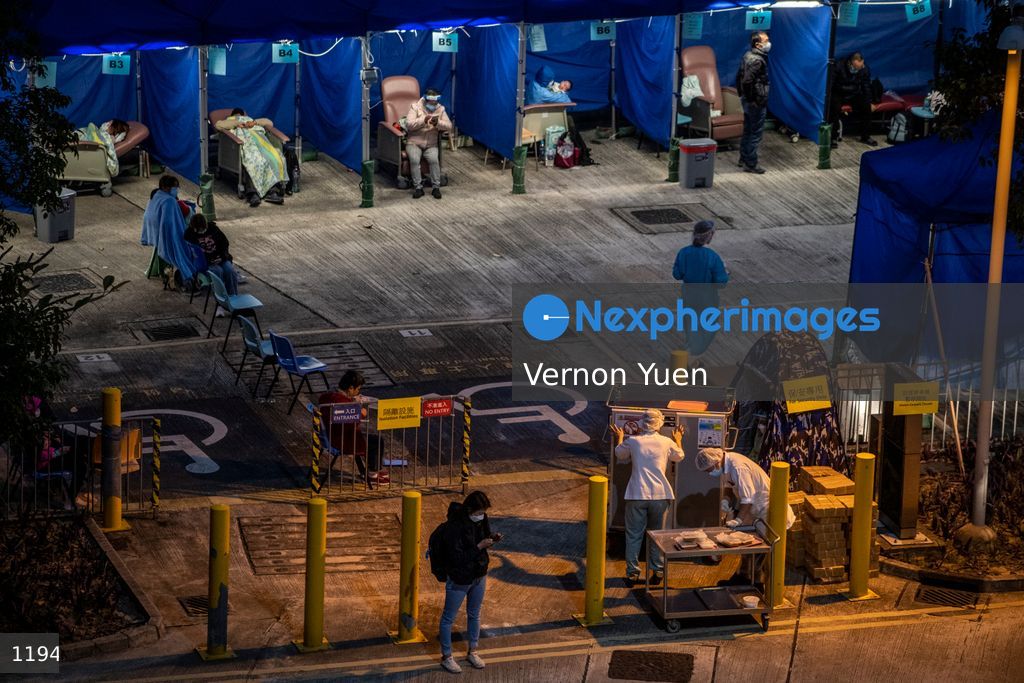 Hong Kong Hospital Overrun with Patients admit Covid-19 Outbreak
