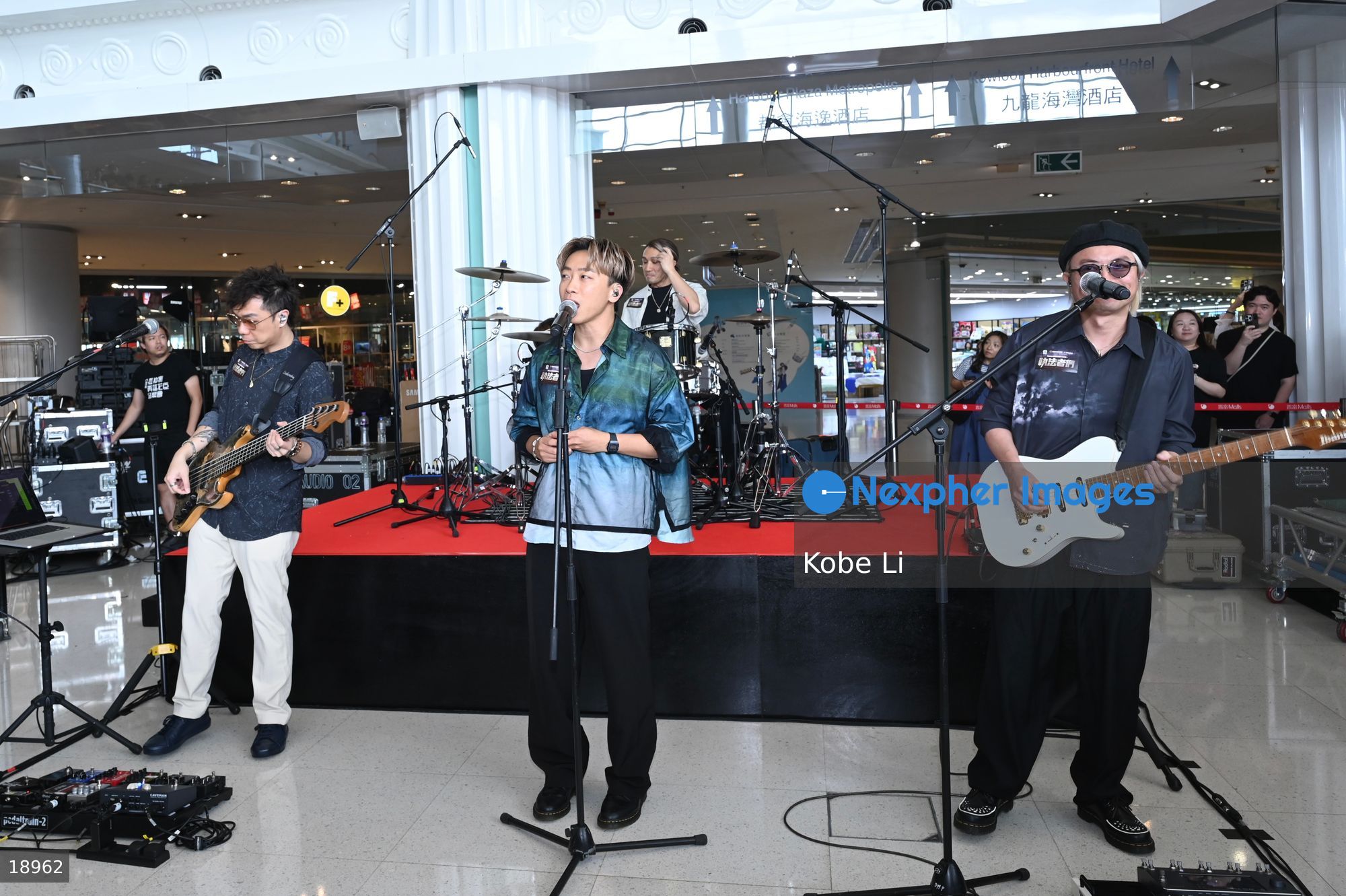 Hong Kong band Supper Moment Attend TVB Drama “Prism Breakers” Event