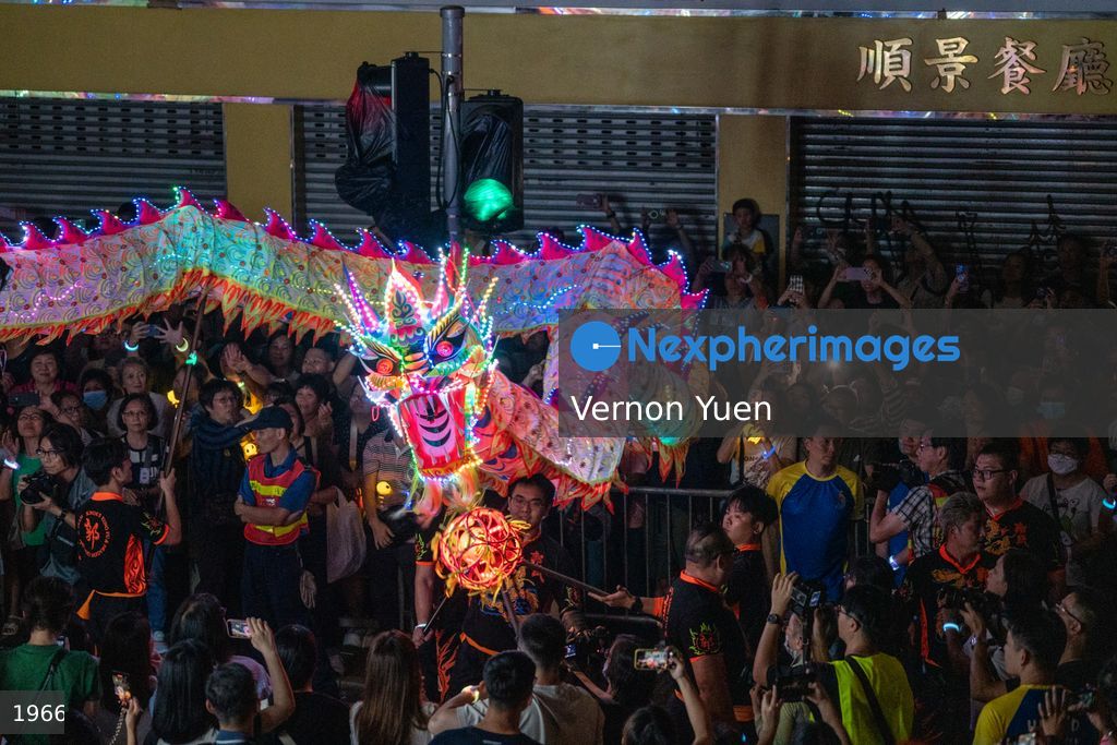 Hong Kong LED Dragon Dance at Tai Kok Tsui Temple Fair 