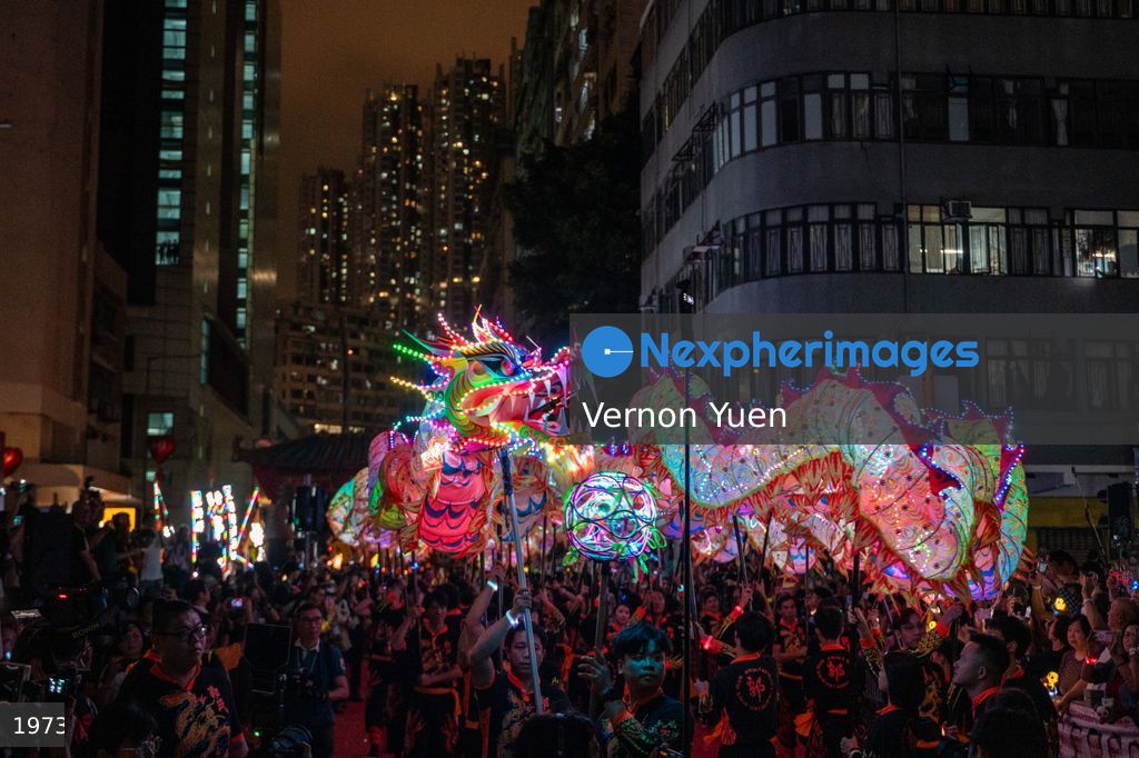 Hong Kong LED Dragon Dance at Tai Kok Tsui Temple Fair 
