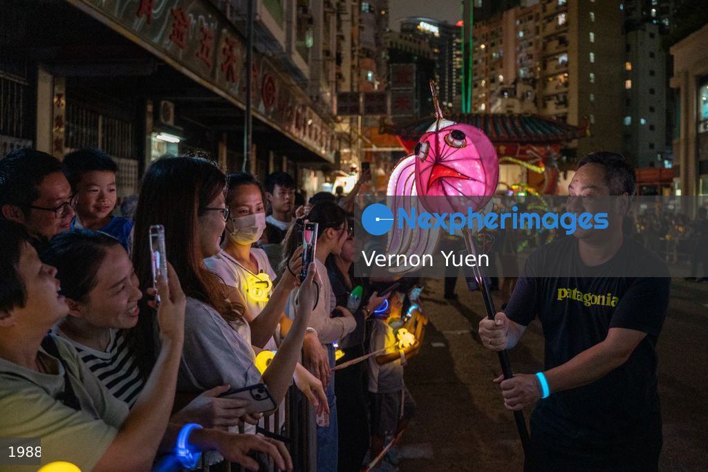 Hong Kong LED Dragon Dance at Tai Kok Tsui Temple Fair 