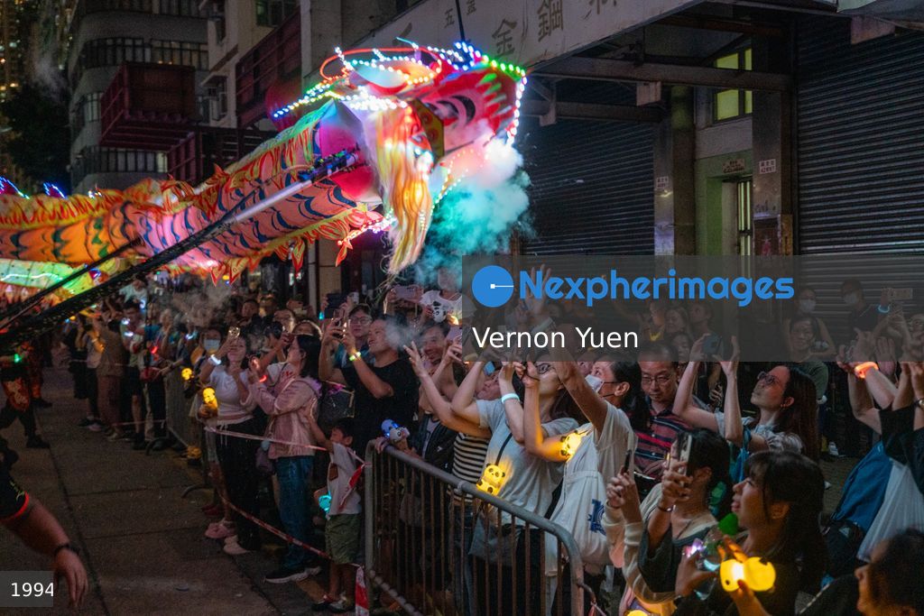 Hong Kong LED Dragon Dance at Tai Kok Tsui Temple Fair 