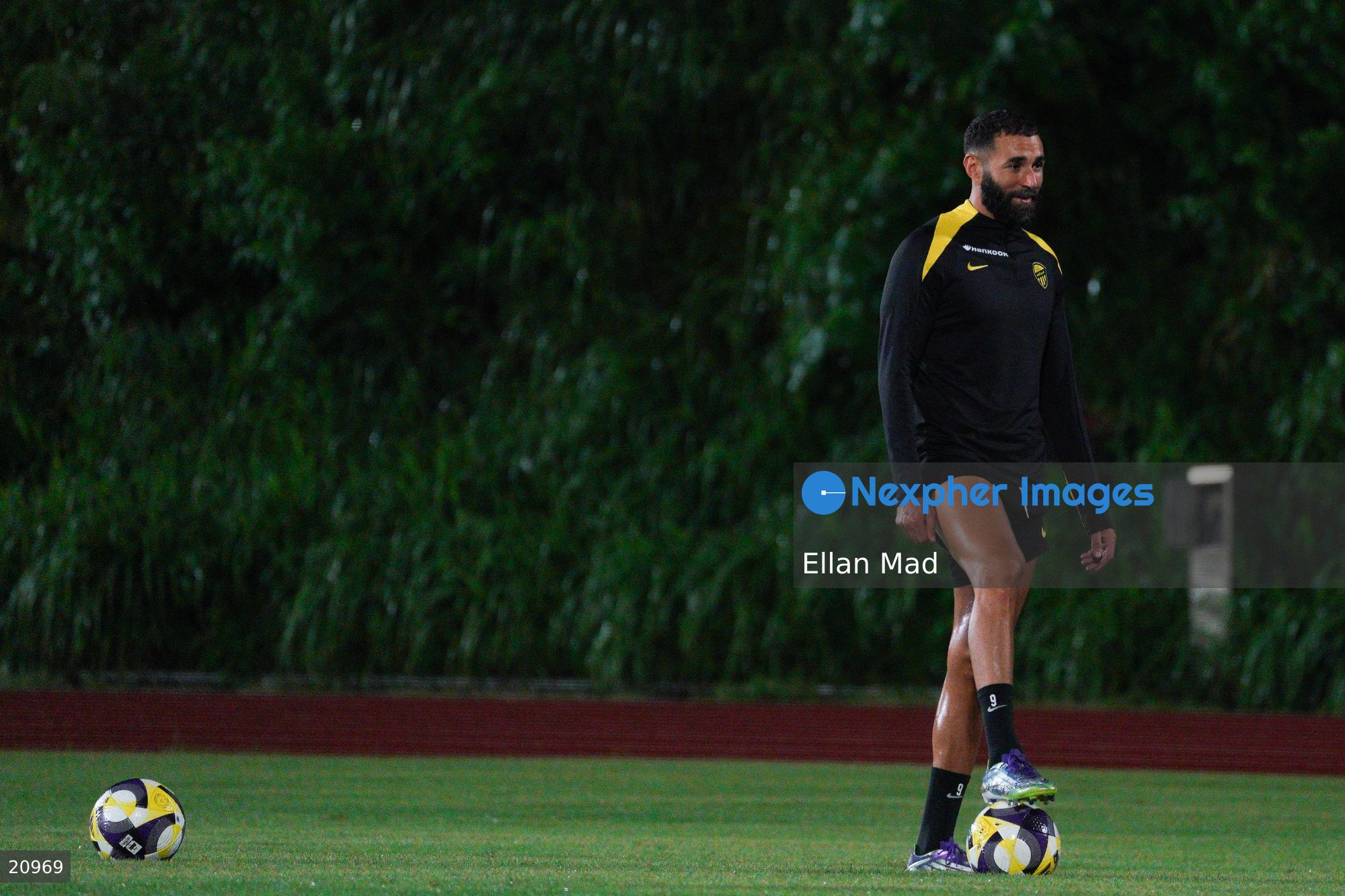 Al-Ittihad Club training in Hong Kong