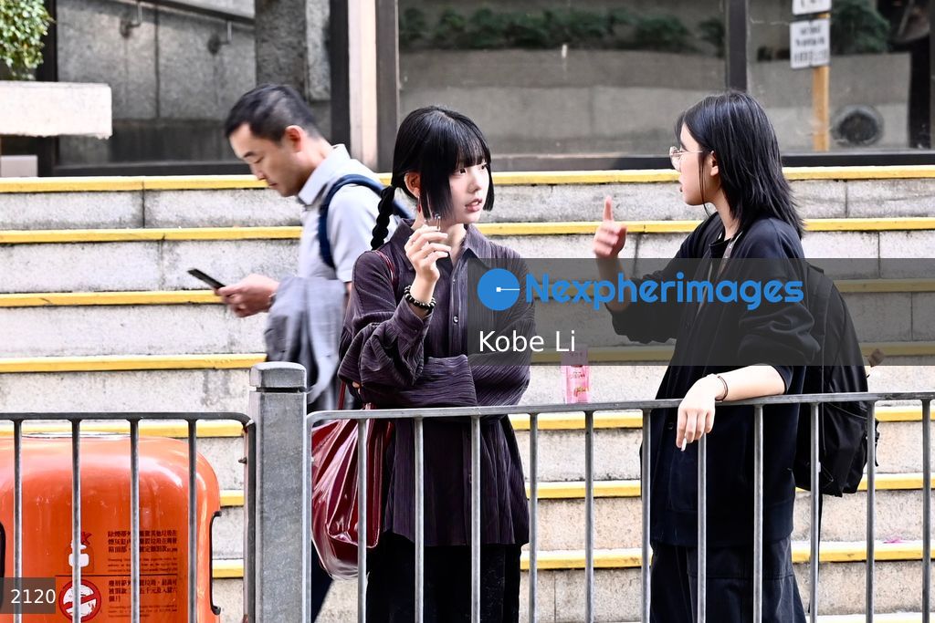 Young girls are smoking