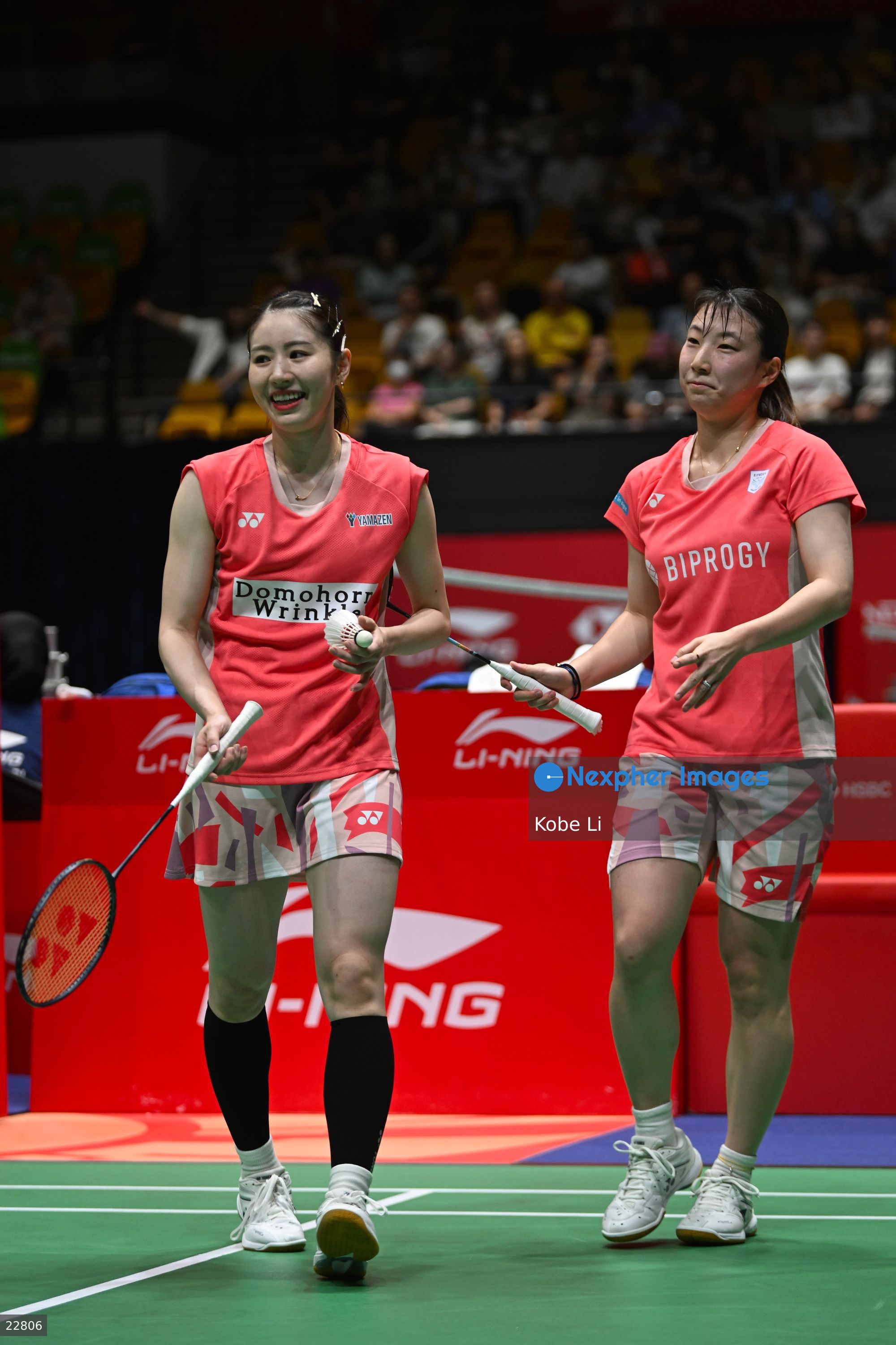 Chiharu Shida and Arisa Igarashi, the Japan badminton player