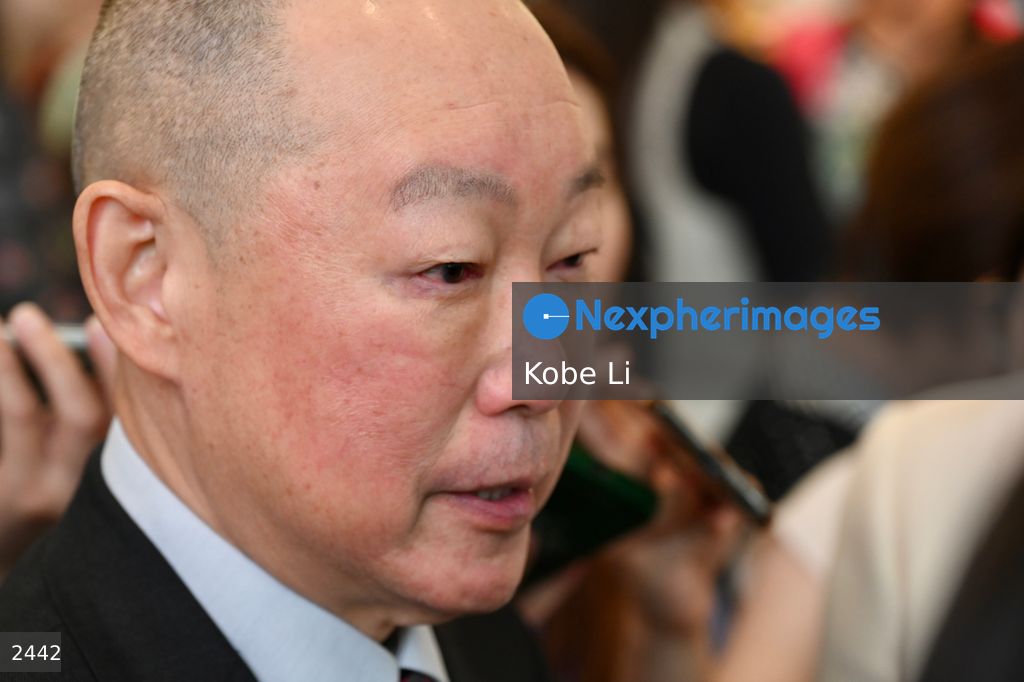 Thomas Lau Luen-hung met the media