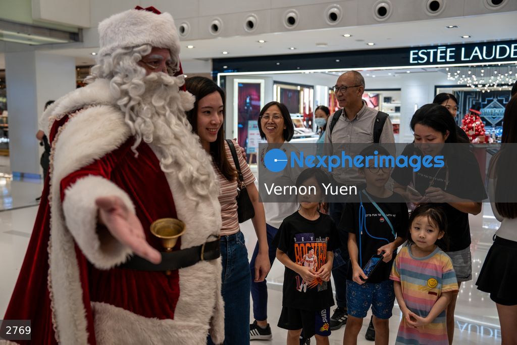Hong Kong New Town Plaza Marks 40 year Anniversary