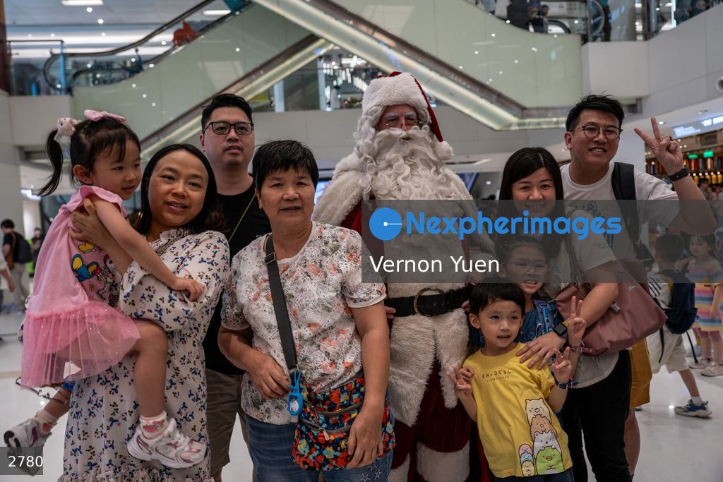 Hong Kong New Town Plaza Marks 40 year Anniversary