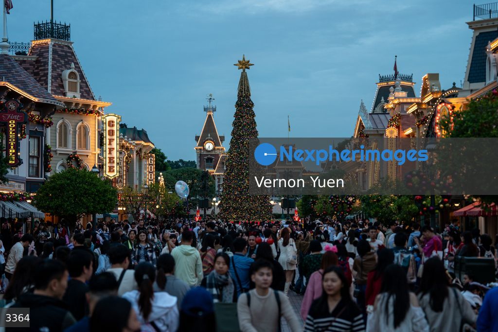 Hong Kong Disneyland Christmas
