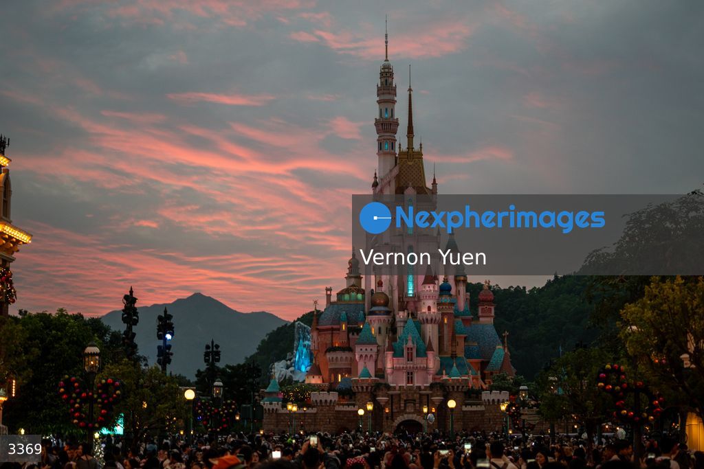 Hong Kong Disneyland Christmas