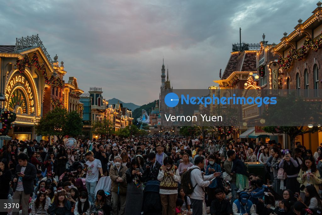 Hong Kong Disneyland Christmas