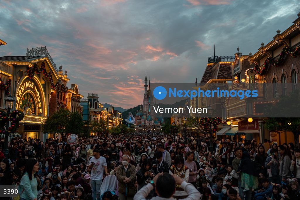 Hong Kong Disneyland Christmas