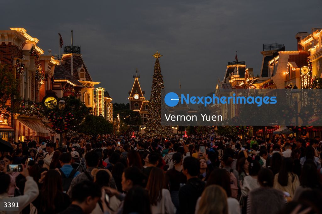 Hong Kong Disneyland Christmas