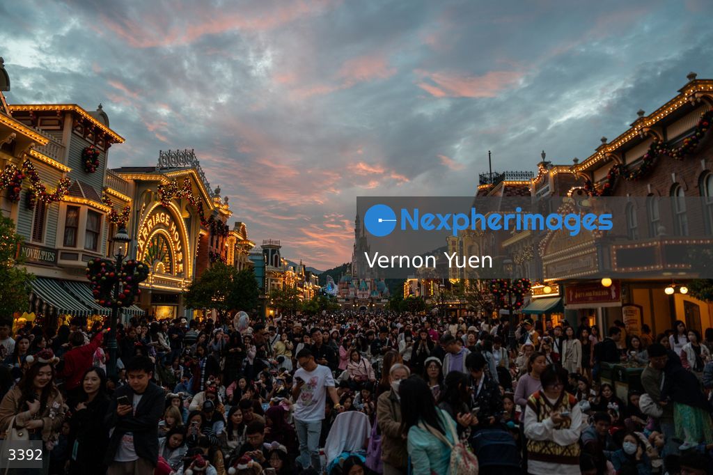 Hong Kong Disneyland Christmas