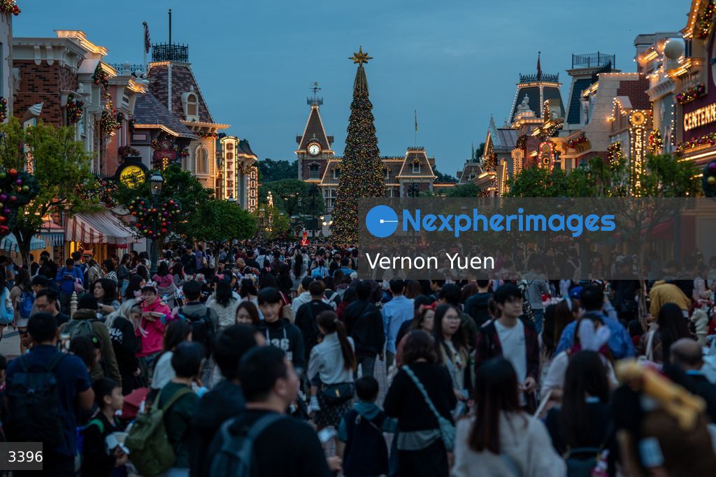 Hong Kong Disneyland Christmas