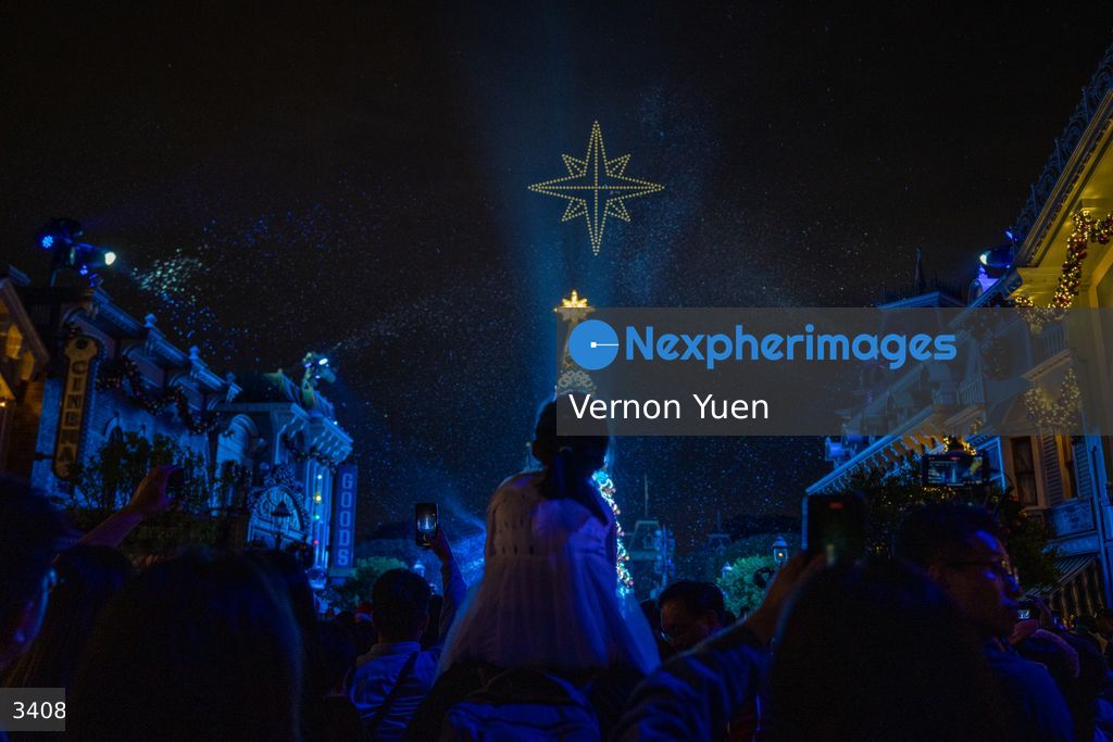 Hong Kong Disneyland Christmas