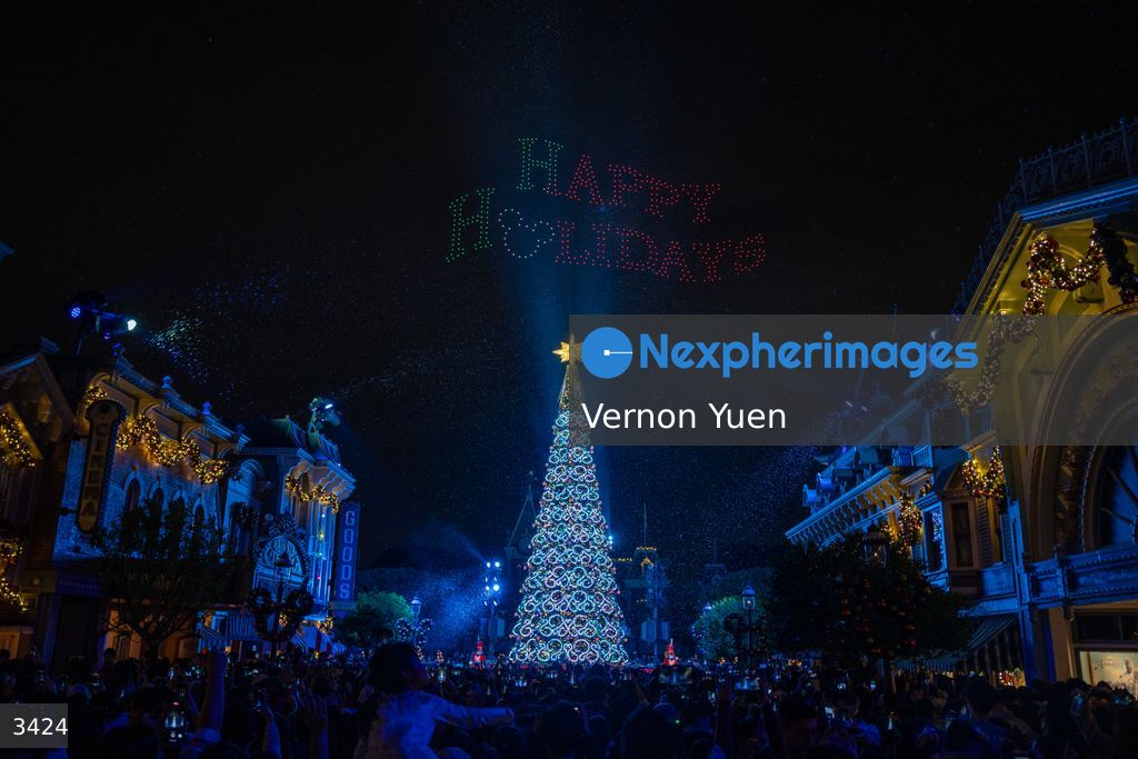 Hong Kong Disneyland Christmas