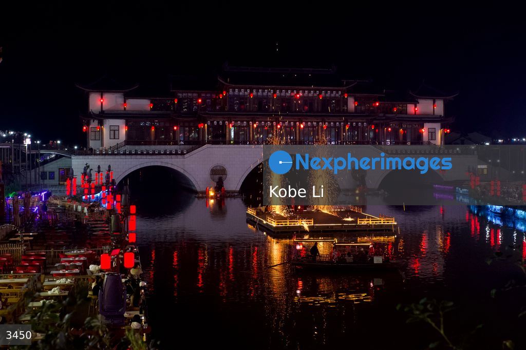 The Taihu Lake Ancient Town