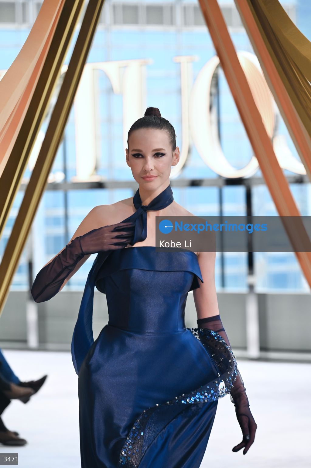 VIRTUOSE : The Artistry of Couture