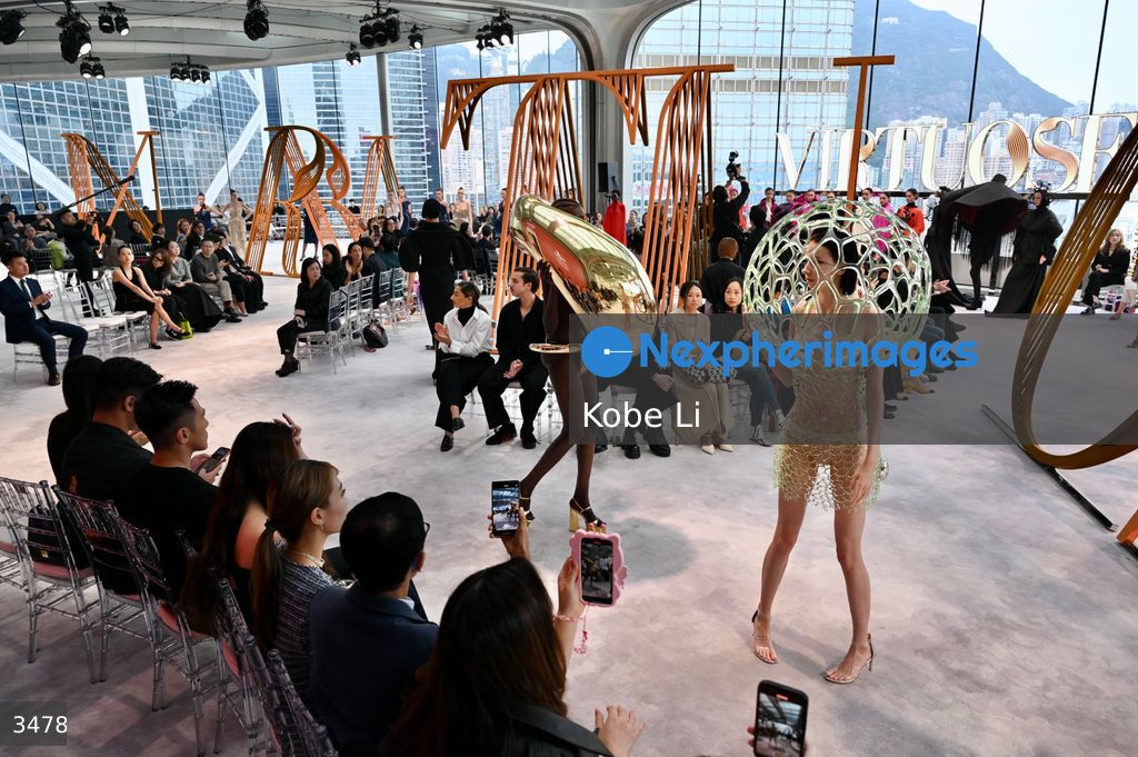 VIRTUOSE : The Artistry of Couture