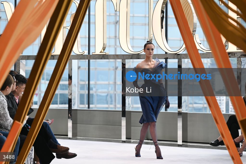 VIRTUOSE : The Artistry of Couture