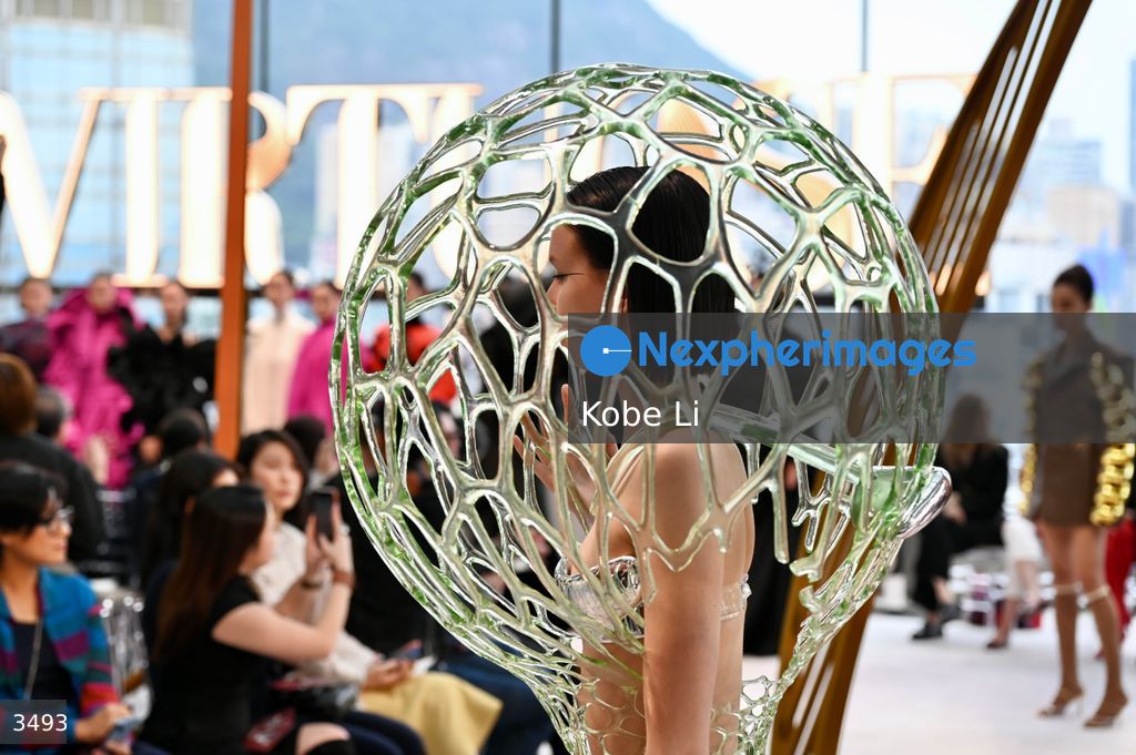 VIRTUOSE : The Artistry of Couture