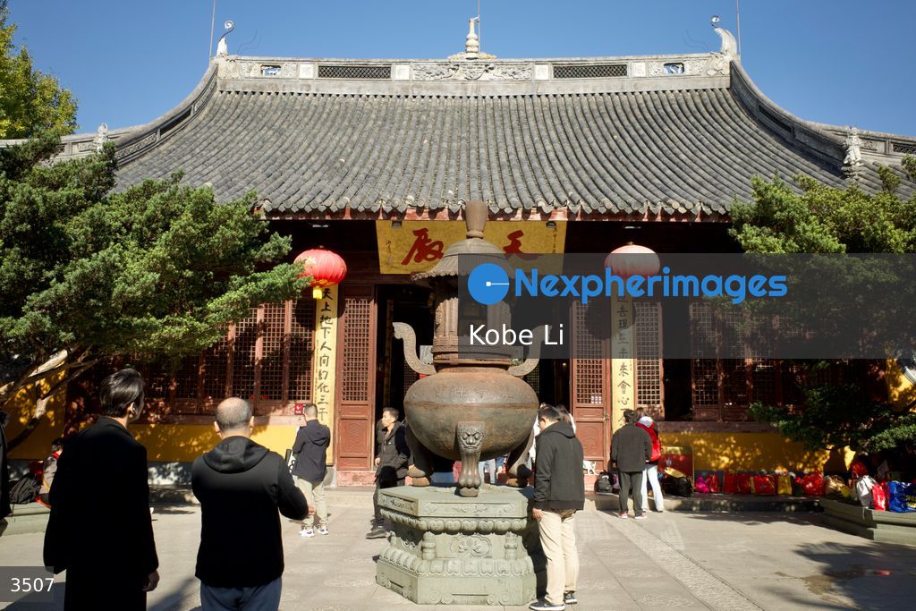 Longhua Temple