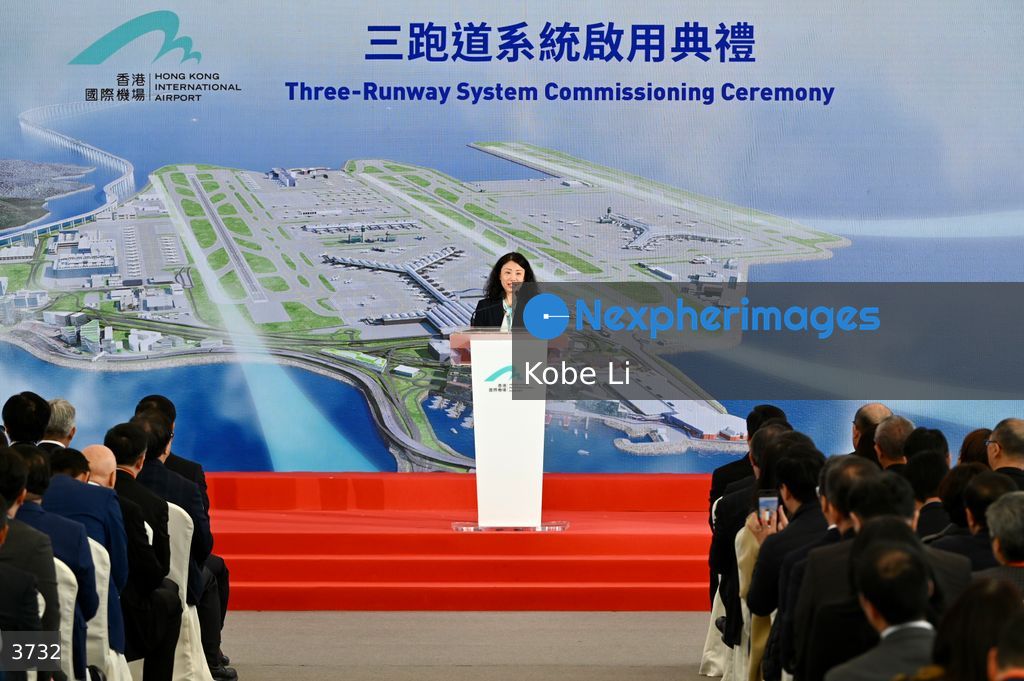 HK airport Three-runway System Commissioning