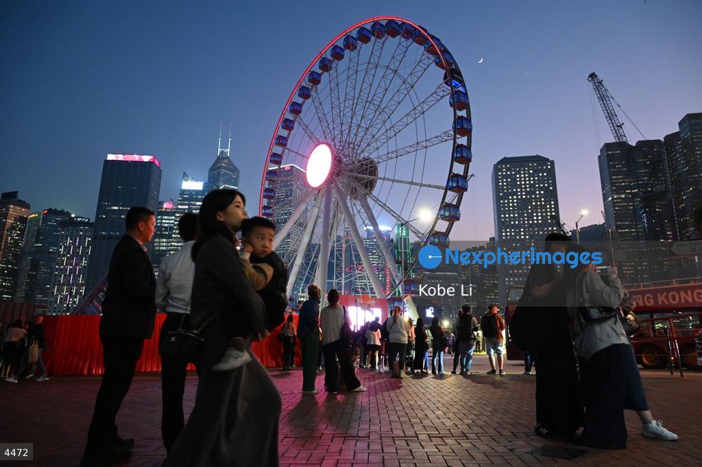 200 trapped after fire alarm halts Hong Kong Observation Wheel