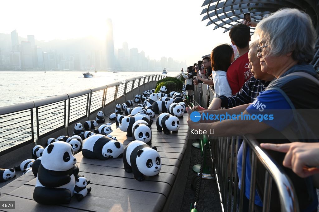 2500 panda models in Avenue of Stars