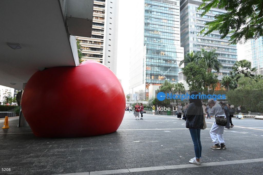 RedBall in Central